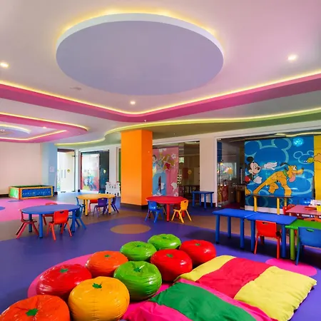 Sun Heaven Family & Otel Alanya